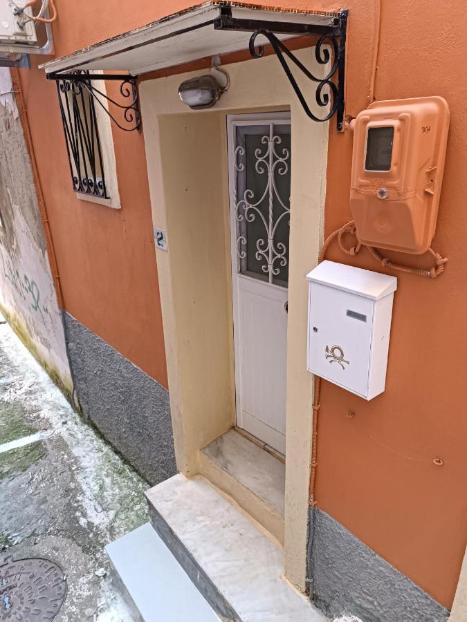 Two-Storey Maisonette Next To The Port Mantouki Екстериор снимка